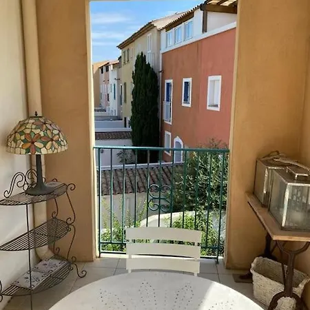 شقة Deux Pieces Avec Terrasse Ensoleille Et Piscine